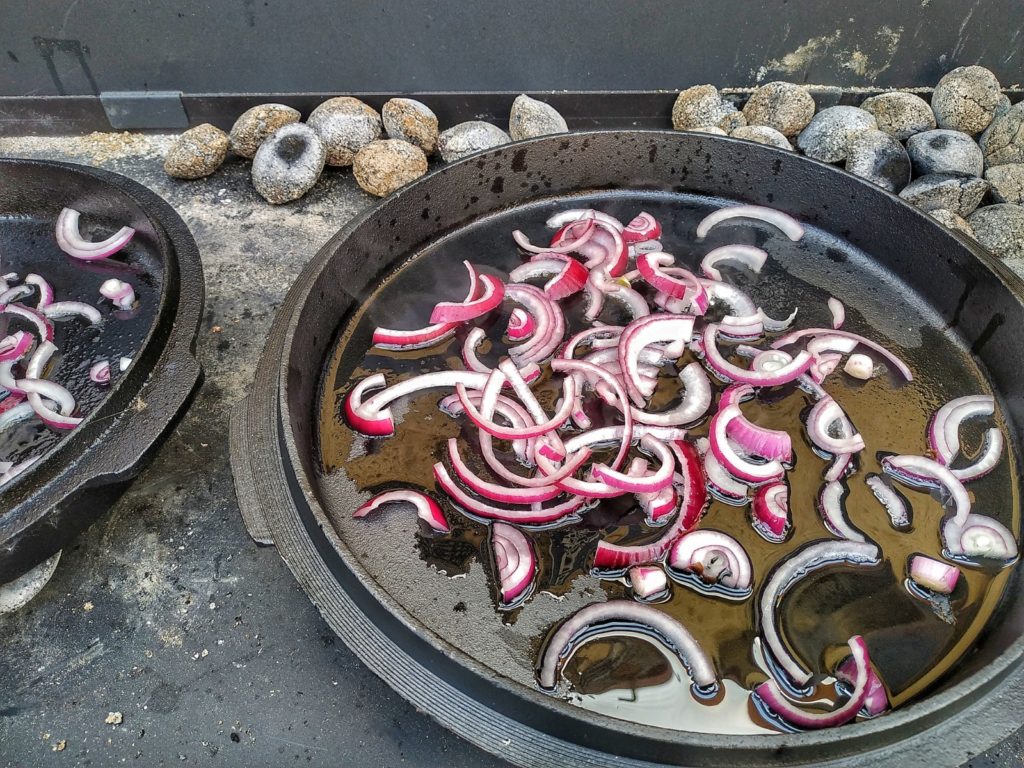 Spargel Frittata aus dem Dutch Oven