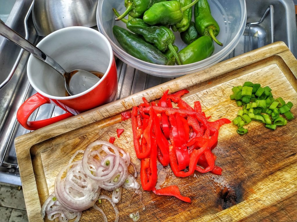 Pimientos Salat Thai Style
