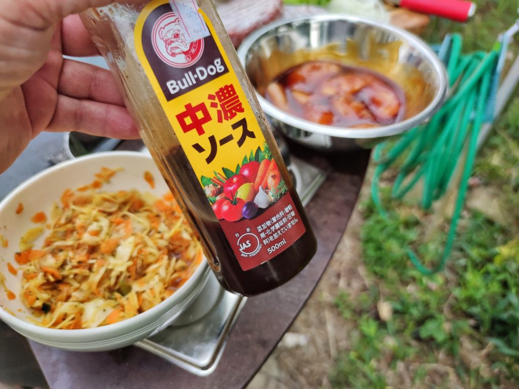 Chuno Sauce für Hähnchen Teriyaki Burger